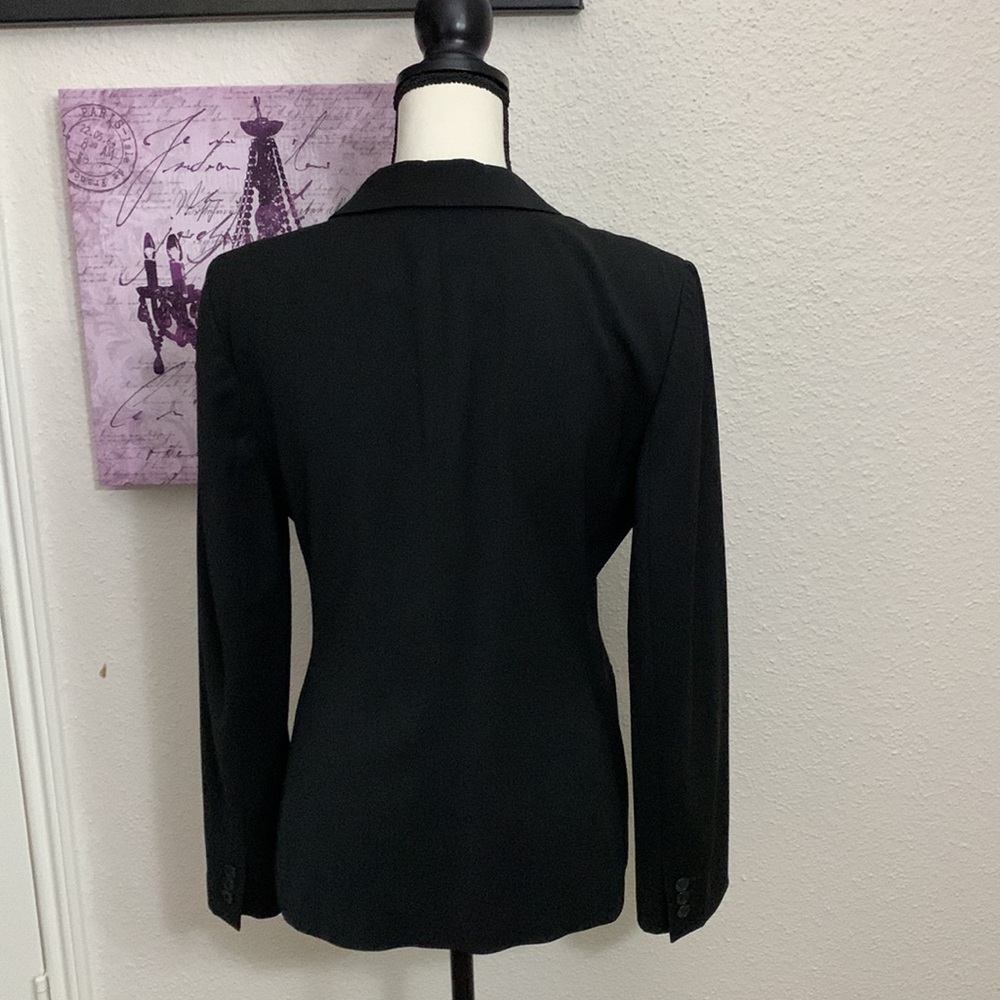 ❌SOLD❌LOFT Blazer - Black - Size 8 - SEE MY VIDEO for a giggle! - Picture 3 of 4